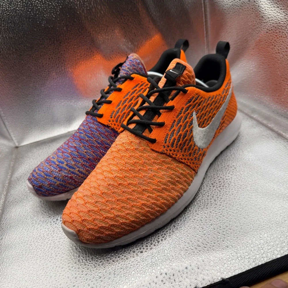 Size 10 Nike Roshe NM Flyknit Mens Orange Fireberry Excellent 677243-100 Sneaker